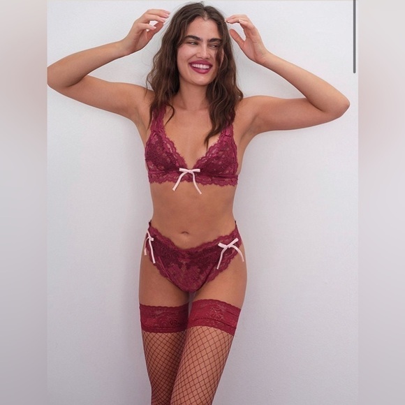 For Love & Lemons Noelle Burgundy Lace Bralette XS NWT - Picture 1 of 9